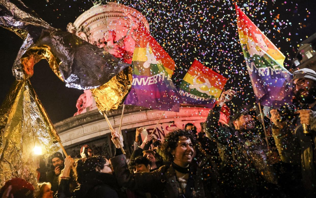 Celebrations Erupt in France After Jean-Marie Le Pen’s Death