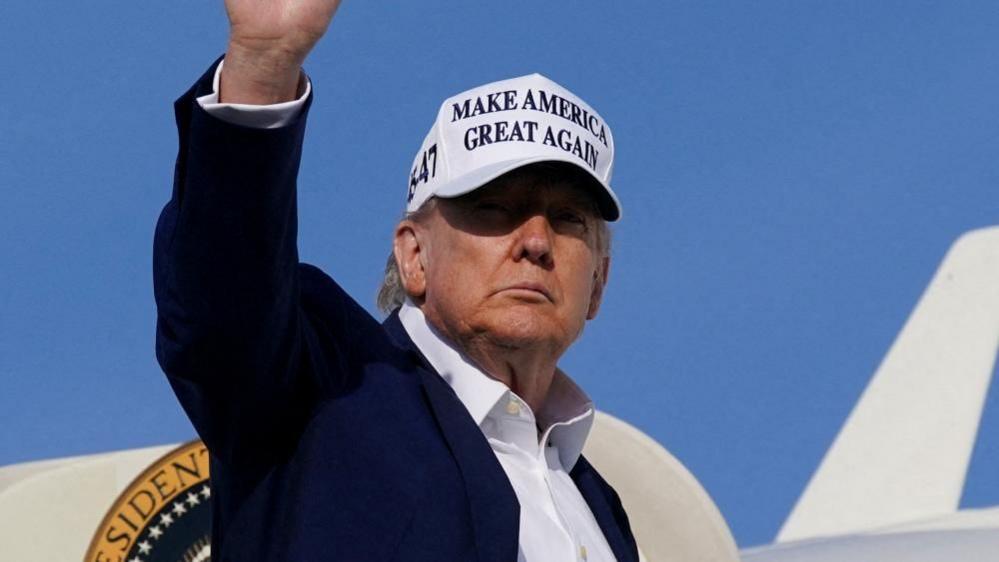 Trump Postpones EU Tariff Hike to July 9, Easing Market Jitters