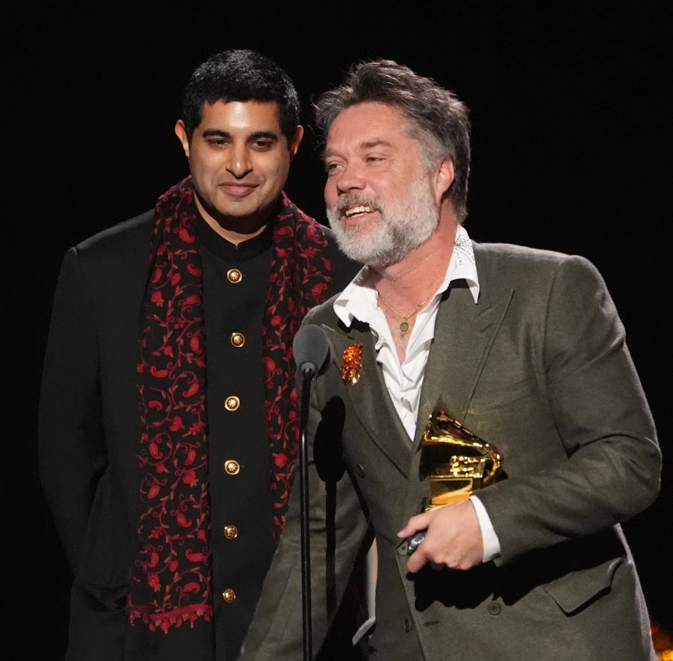 China criticizes decision to award a Grammy to the Dalai Lama